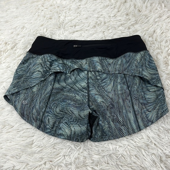 Lululemon Speed Up Mid-Rise Short 4" Dimensional Icing Blue Multi / Black - Picture 4 of 5